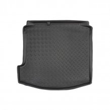 Kunstoff-Kofferraummatte Volkswagen Bora 1998-2006 (bez protiskluzu)