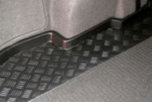 Kunstoff-Kofferraummatte Ford Focus 2004-2011 (sedan, dojezdové kolo, bez protiskluzu)